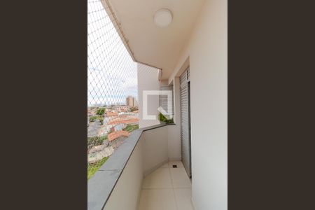 Apartamento para alugar com 115m², 3 quartos e 1 vaga Apartamento para alugar com 115m², 3 quartos e 1 vagaSacada do Quarto 02