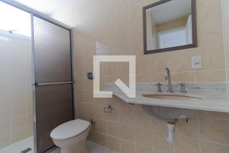 Apartamento para alugar com 115m², 3 quartos e 1 vaga Apartamento para alugar com 115m², 3 quartos e 1 vagaBanheiro