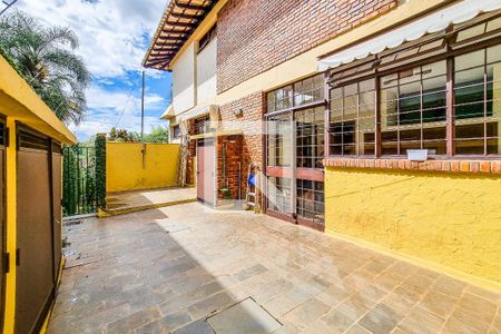 Casa à venda com 435m², 5 quartos e 5 vagasÁrea de Serviço