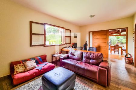 Casa à venda com 435m², 5 quartos e 5 vagasSala 3