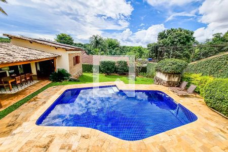 Casa à venda com 435m², 5 quartos e 5 vagasPiscina