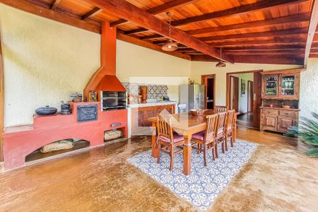 Casa à venda com 435m², 5 quartos e 5 vagasEspaço Gourmet