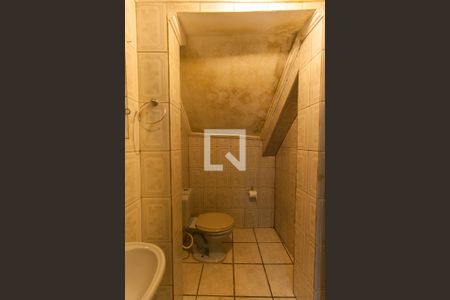 Casa à venda com 220m², 3 quartos e 5 vagas Casa à venda com 220m², 3 quartos e 5 vagasBanheiro 3