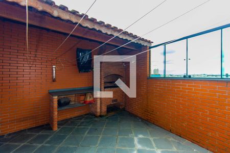 Casa à venda com 220m², 3 quartos e 5 vagas Casa à venda com 220m², 3 quartos e 5 vagasÁrea comum - Churrasqueira