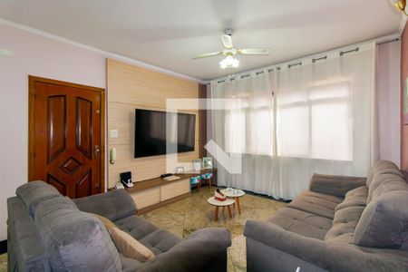 Sala de casa para alugar com 3 quartos, 220m² em Parque Tomas Saraiva, São Paulo