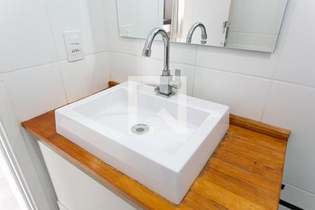 Apartamento para alugar com 34m², 2 quartos e sem vagaBanheiro