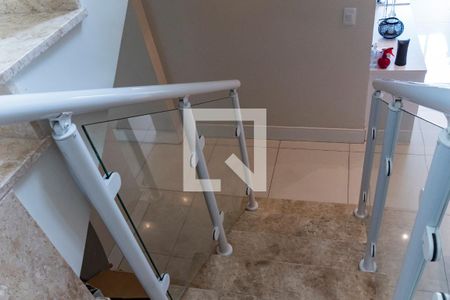 Apartamento à venda com 146m², 2 quartos e 2 vagasEscada