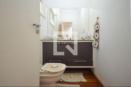 Casa à venda com 400m², 4 quartos e 9 vagas Casa à venda com 400m², 4 quartos e 9 vagasLavabo