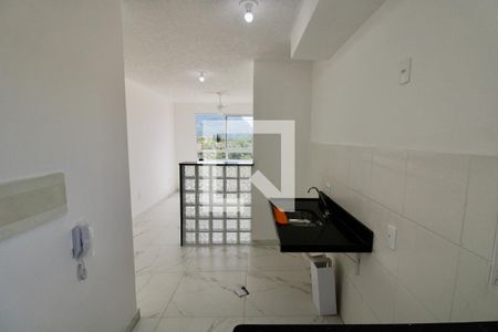 Cozinha de apartamento para alugar com 2 quartos, 43m² em Vargem Pequena, Rio de Janeiro