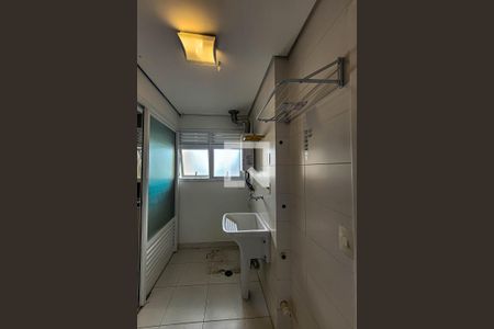Apartamento à venda com 180m², 2 quartos e 3 vagas Apartamento à venda com 180m², 2 quartos e 3 vagasÁrea de Serviço