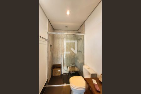 Apartamento à venda com 180m², 2 quartos e 3 vagas Apartamento à venda com 180m², 2 quartos e 3 vagasBanheiro Social