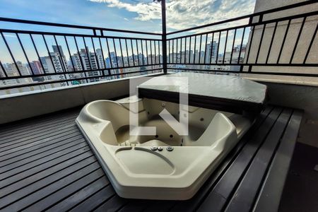 Apartamento à venda com 180m², 2 quartos e 3 vagas Apartamento à venda com 180m², 2 quartos e 3 vagasVaranda sala de entretenimento