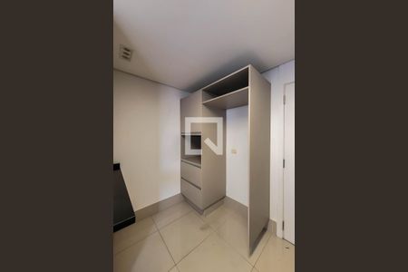 Apartamento à venda com 180m², 2 quartos e 3 vagas Apartamento à venda com 180m², 2 quartos e 3 vagasCozinha