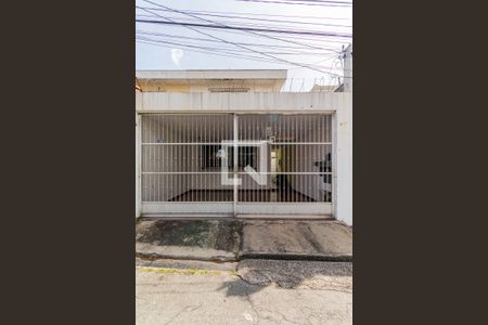 Casa à venda com 100m², 3 quartos e 2 vagasFachada