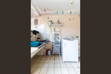 Casa à venda com 100m², 3 quartos e 2 vagasLavanderia