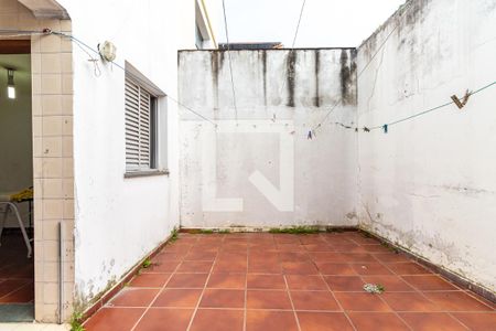 Casa à venda com 100m², 3 quartos e 2 vagasQuintal