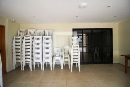 Apartamento para alugar com 200m², 4 quartos e 2 vagasÁrea comum - Salão de festas