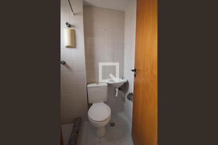 Apartamento para alugar com 200m², 4 quartos e 2 vagasBanheiro de serviço