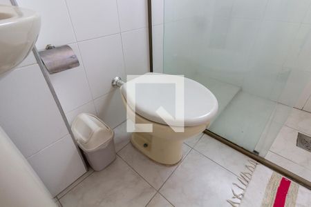 Detalhe do banheiro de casa para alugar com 1 quarto, 37m² em Canto do Forte, Praia Grande
