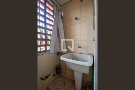 Apartamento à venda com 58m², 2 quartos e 1 vagaCozinha e Área de Serviço