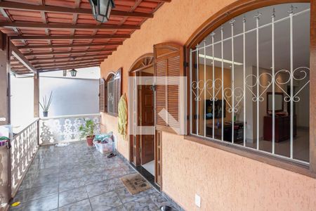 Casa à venda com 525m², 3 quartos e 3 vagasVaranda