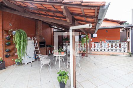 Casa à venda com 525m², 3 quartos e 3 vagasQuintal 