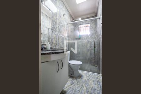 Casa à venda com 525m², 3 quartos e 3 vagasBanheiro social 