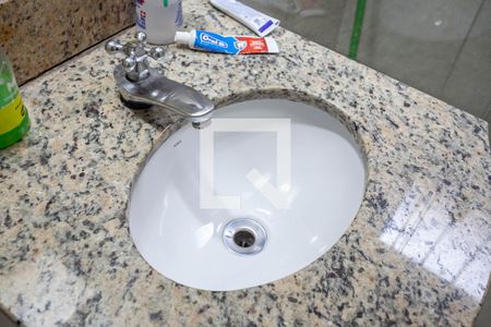 Casa à venda com 525m², 3 quartos e 3 vagasBanheiro da suíte 