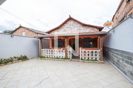 Casa à venda com 525m², 3 quartos e 3 vagasFachada