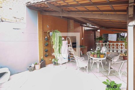 Casa à venda com 525m², 3 quartos e 3 vagasQuintal 