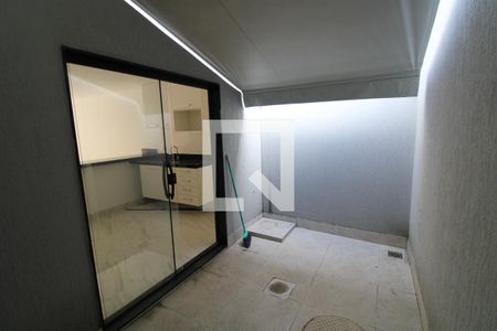 Casa à venda com 120m², 2 quartos e 1 vagaÁrea de Serviço