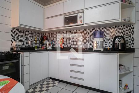 Casa para alugar com 125m², 2 quartos e 2 vagasCozinha