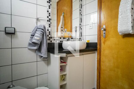 Lavabo de casa para alugar com 2 quartos, 125m² em Vila Costa Melo, São Paulo
