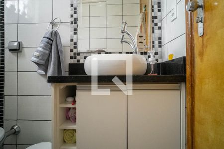 Lavabo de casa para alugar com 2 quartos, 125m² em Vila Costa Melo, São Paulo