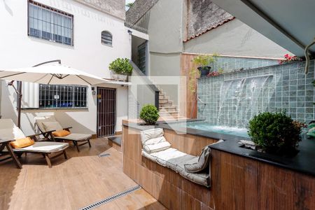 Casa à venda com 300m², 3 quartos e 5 vagasOfurô