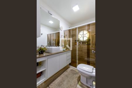 Casa à venda com 300m², 3 quartos e 5 vagasBanheiro