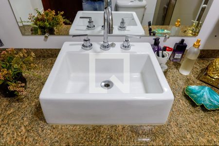 Casa à venda com 300m², 3 quartos e 5 vagasBanheiro