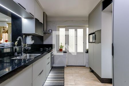 Casa à venda com 300m², 3 quartos e 5 vagasCozinha