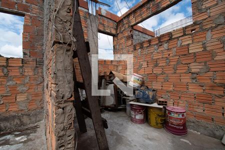 Casa à venda com 220m², 4 quartos e 1 vaga Casa à venda com 220m², 4 quartos e 1 vagapiso superior