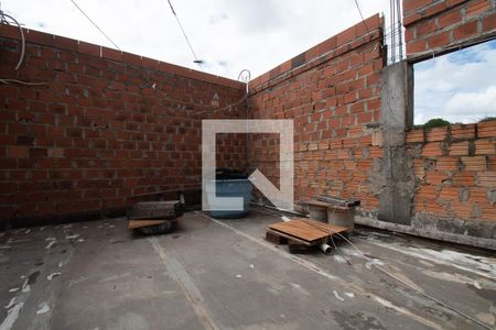 Casa à venda com 220m², 4 quartos e 1 vaga Casa à venda com 220m², 4 quartos e 1 vagapiso superior