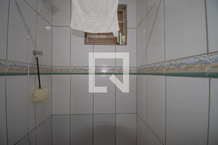 Casa à venda com 220m², 4 quartos e 1 vaga Casa à venda com 220m², 4 quartos e 1 vagabanheiro