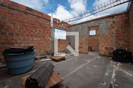 Casa à venda com 220m², 4 quartos e 1 vaga Casa à venda com 220m², 4 quartos e 1 vagapiso superior