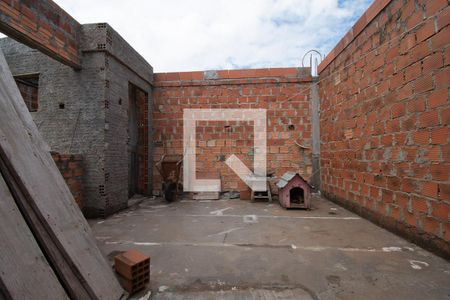 Casa à venda com 220m², 4 quartos e 1 vaga