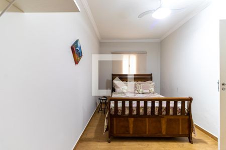 Casa à venda com 207m², 3 quartos e 2 vagas Casa à venda com 207m², 3 quartos e 2 vagasQuarto 3 - Suíte