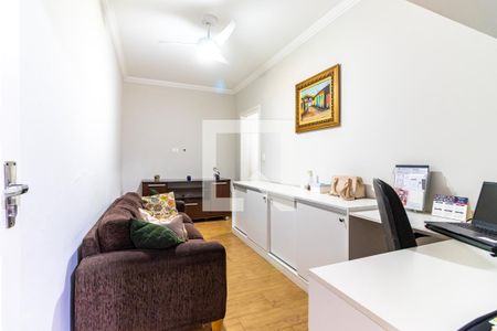 Casa à venda com 207m², 3 quartos e 2 vagas Casa à venda com 207m², 3 quartos e 2 vagasQuarto 3 - Suíte - Escritório