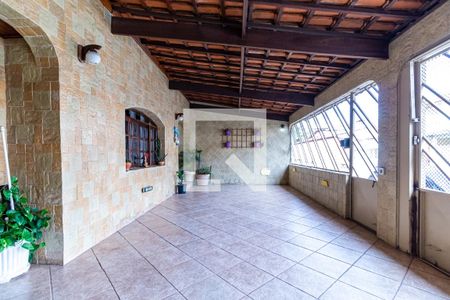 Casa à venda com 207m², 3 quartos e 2 vagas Casa à venda com 207m², 3 quartos e 2 vagasGaragem