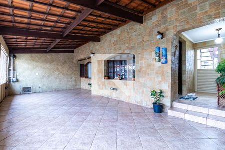 Casa à venda com 207m², 3 quartos e 2 vagas Casa à venda com 207m², 3 quartos e 2 vagasGaragem