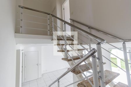 Apartamento para alugar com 182m², 3 quartos e 4 vagasEscada