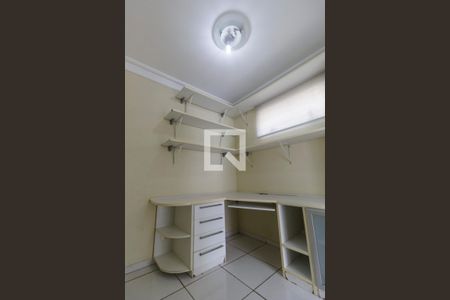 Apartamento para alugar com 182m², 3 quartos e 4 vagasEscritório