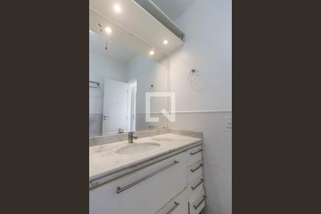 Apartamento para alugar com 182m², 3 quartos e 4 vagasBanheiro da Suíte